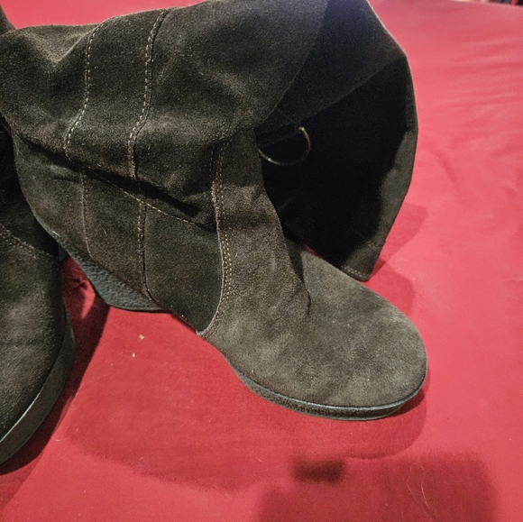 Suede Boots From Italy 🇮🇹 - Picture 3 of 7